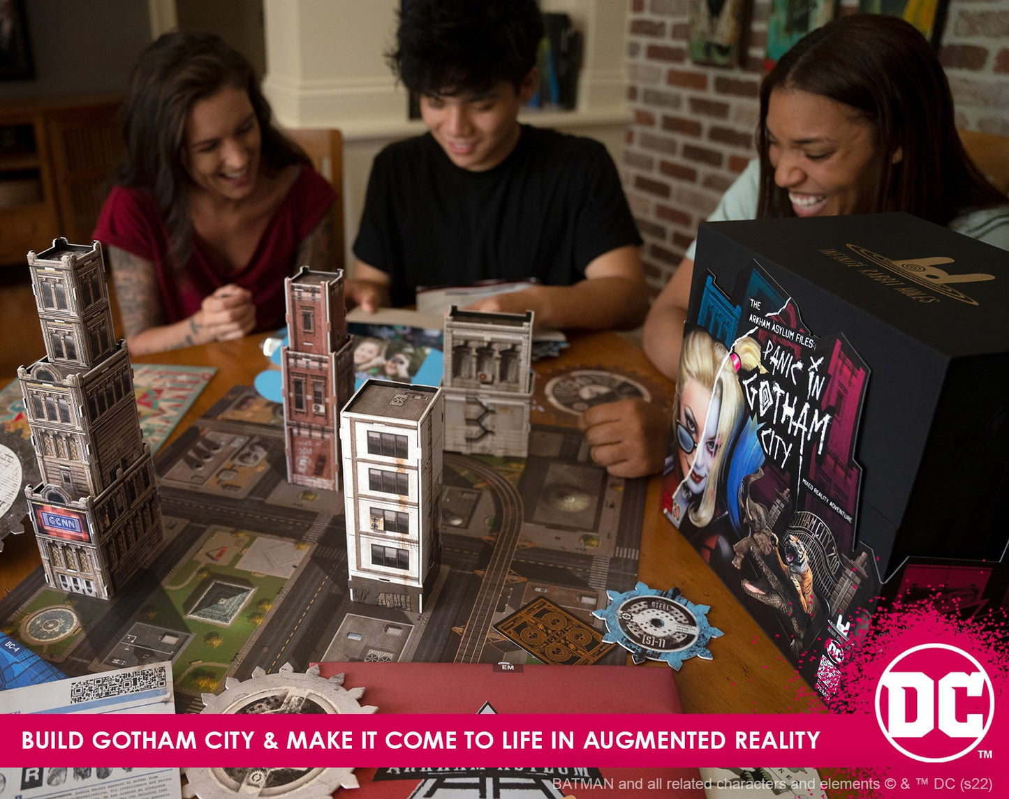 THE ARKHAM ASYLUM FILES: Panic in Gotham City™ for iPhone/iPad